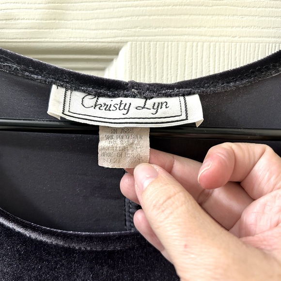 Vintage Christy Lyn Velvet Dress - Picture 2 of 4